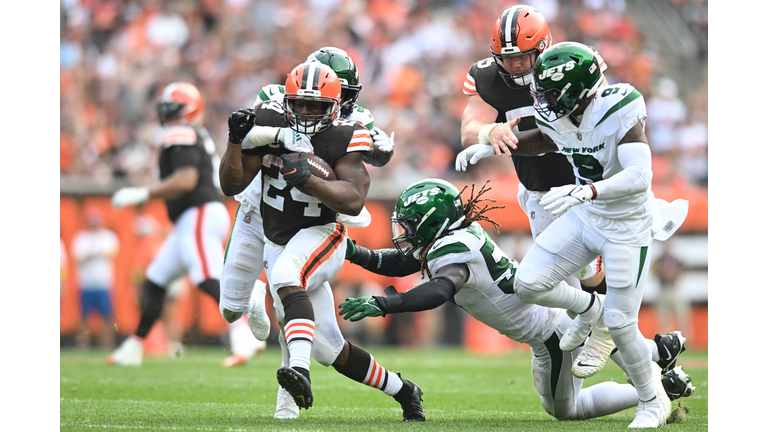 New York Jets v Cleveland Browns