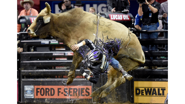 SPO-BULLRIDING-MONSTER-ENERGY-BUCK-OFF