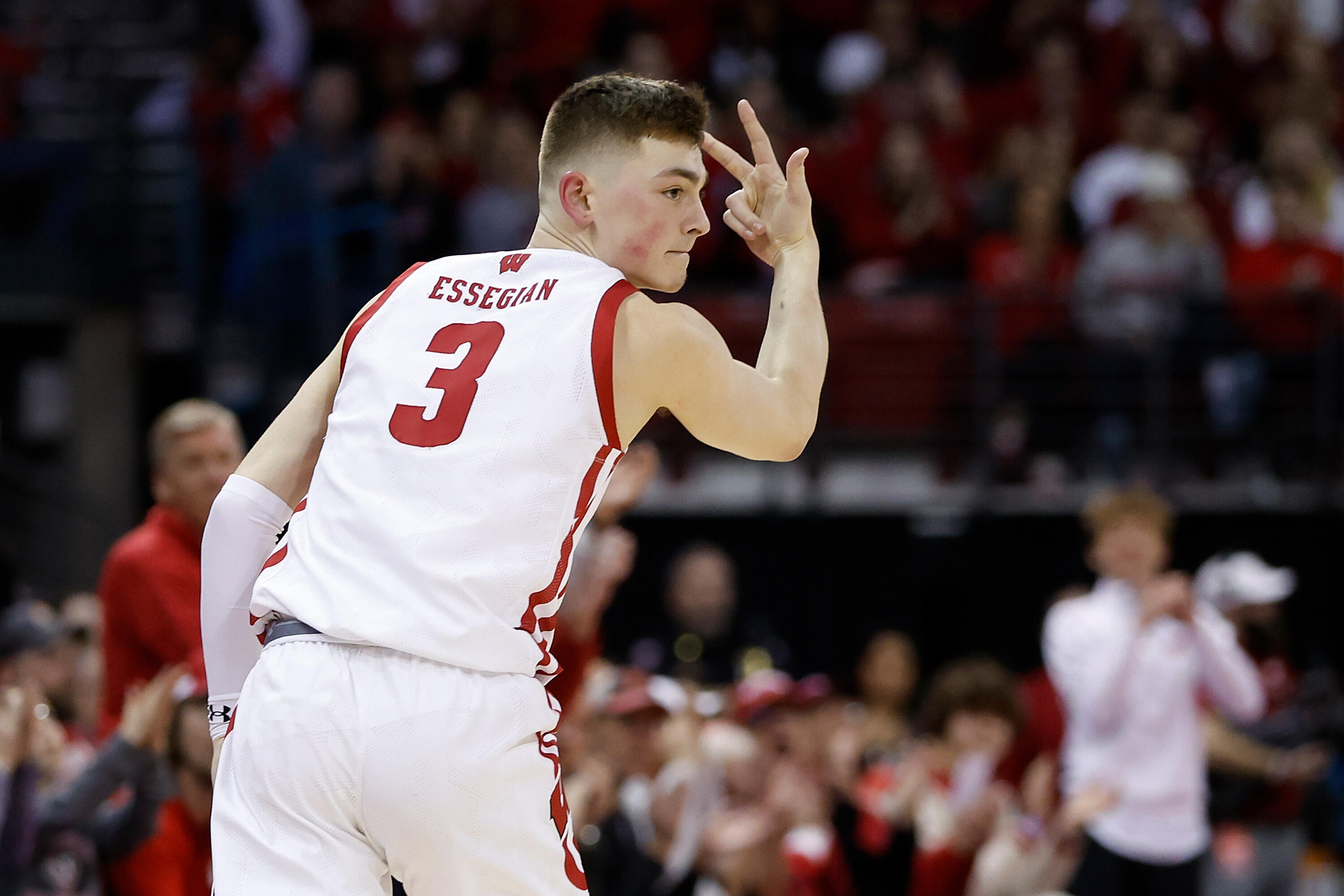 Badgers Pull Out Big 71-67 Victory Over Minnesota To End Regular Season ...