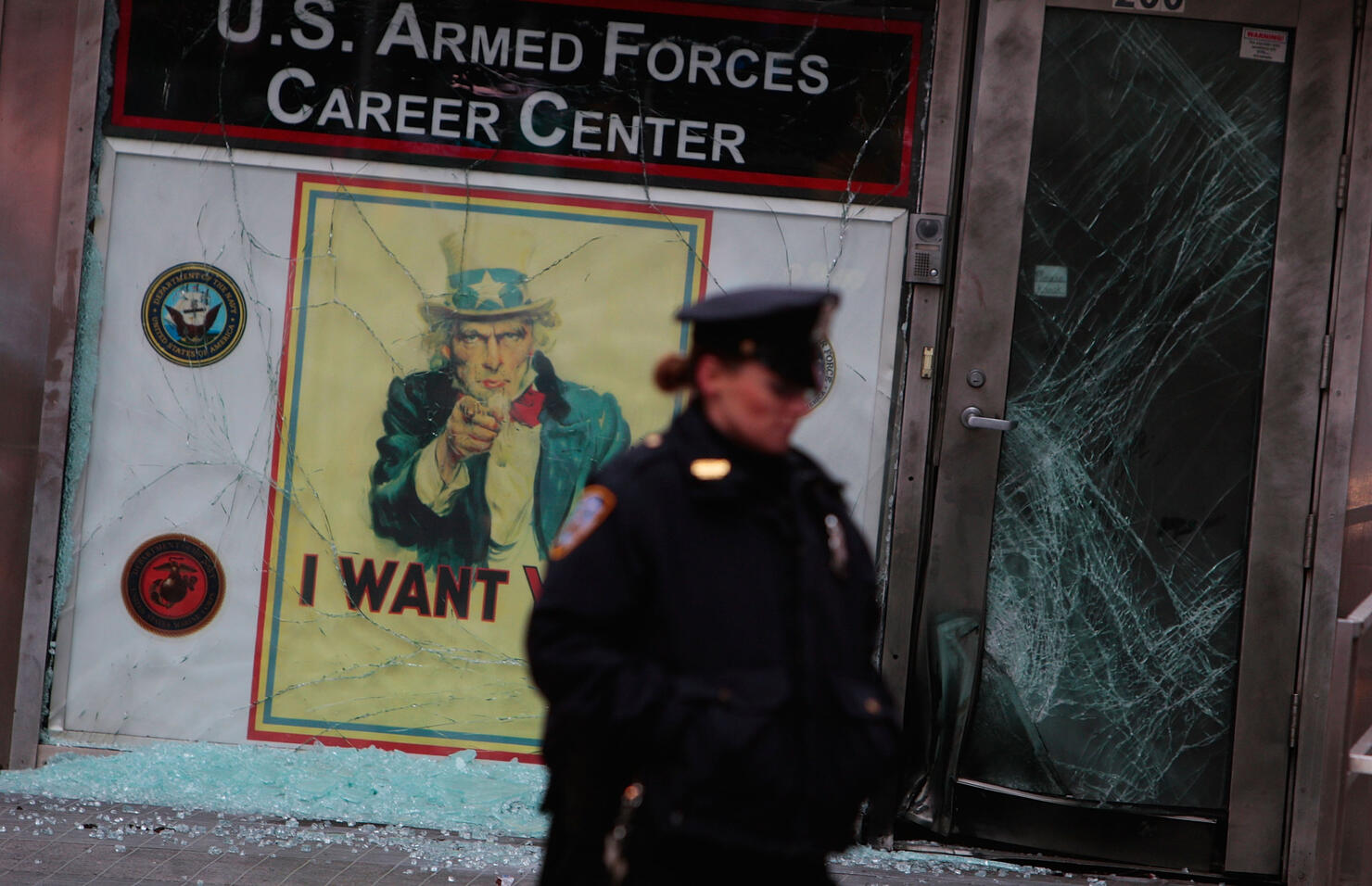 Explosive Device Damages US Armed Forces Recruiting Station in Times Square