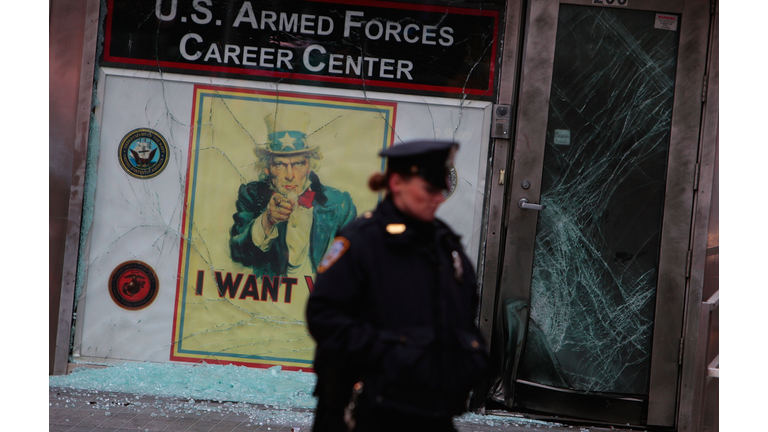 Explosive Device Damages US Armed Forces Recruiting Station in Times Square