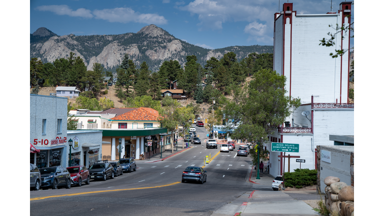 Downtown view of the tourist town outside of Rocky Mountain National Park