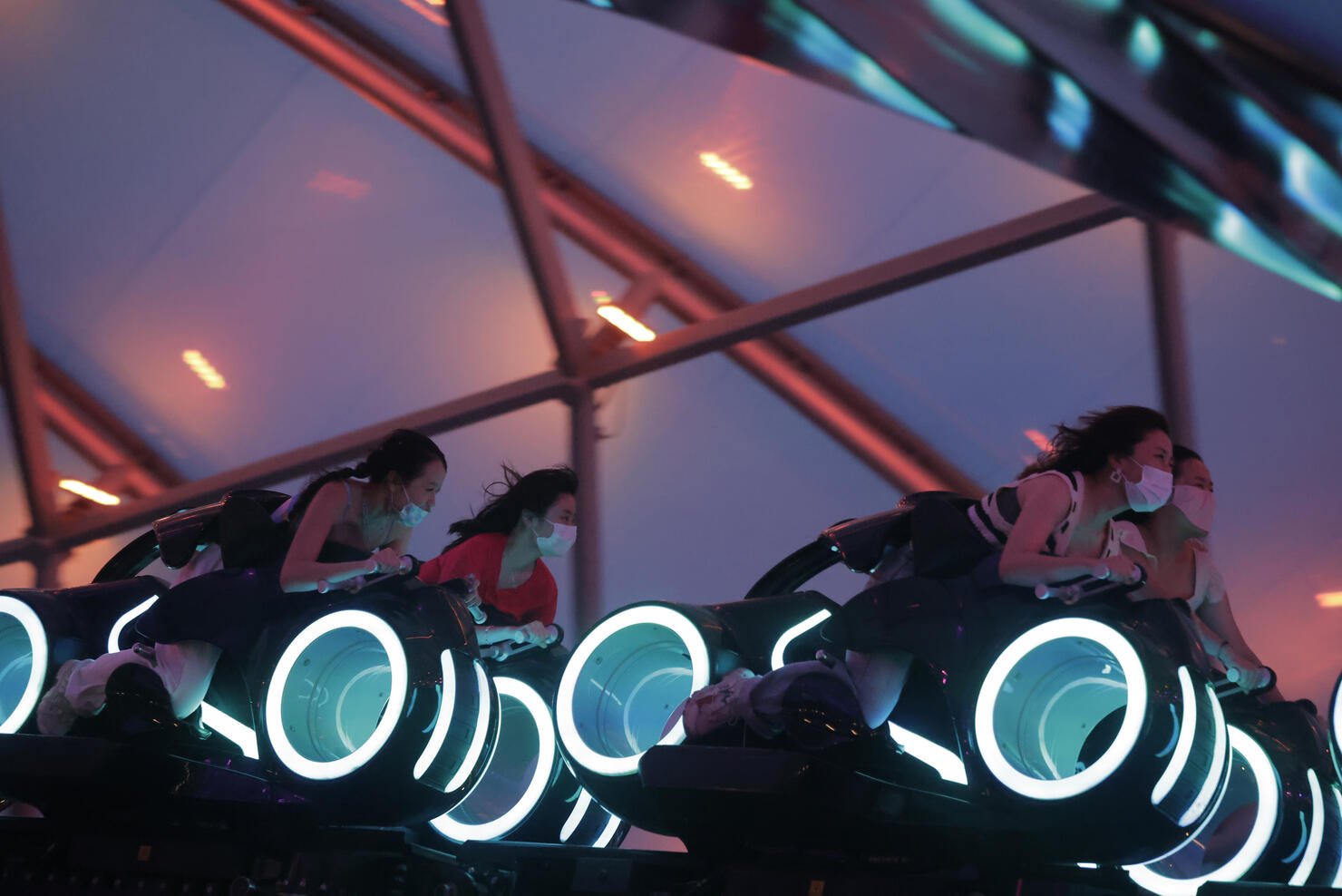 Shanghai Disneyland Reopens To The Public