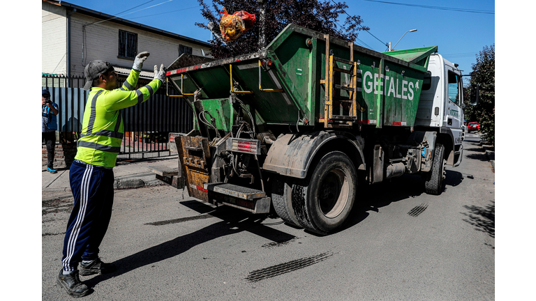 Sarasota County to stop collecting yard waste in plastic bags