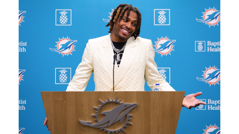 Miami Dolphins Introduce Cornerback Jalen Ramsey