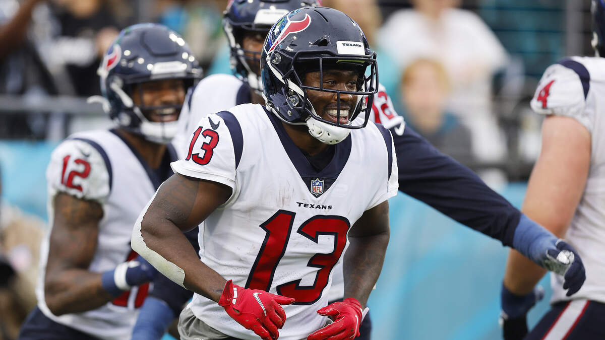 Sources: Texans trade WR Brandin Cooks to Dallas Cowboys for 5th-round,  6th-round pick, financial considerations