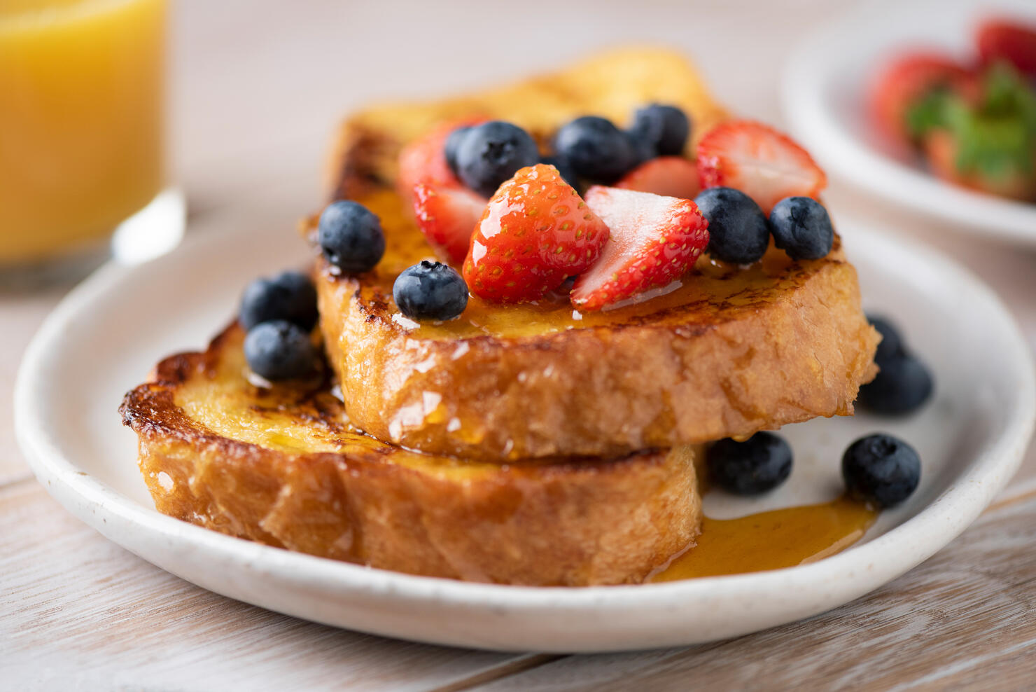 French toast with berries and honey