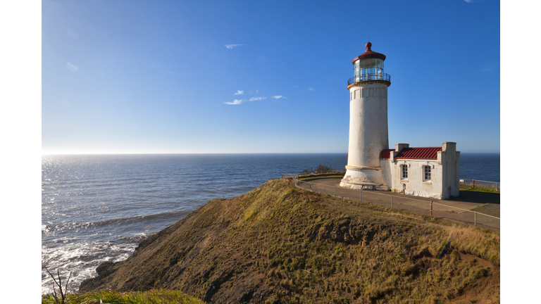 USA, Washington, lighthouse on cliff