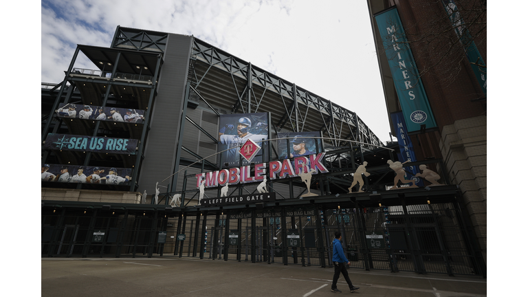 Cleveland Guardians v Seattle Mariners