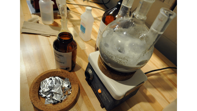 A mock "ecstasy" lab for teaching purpos