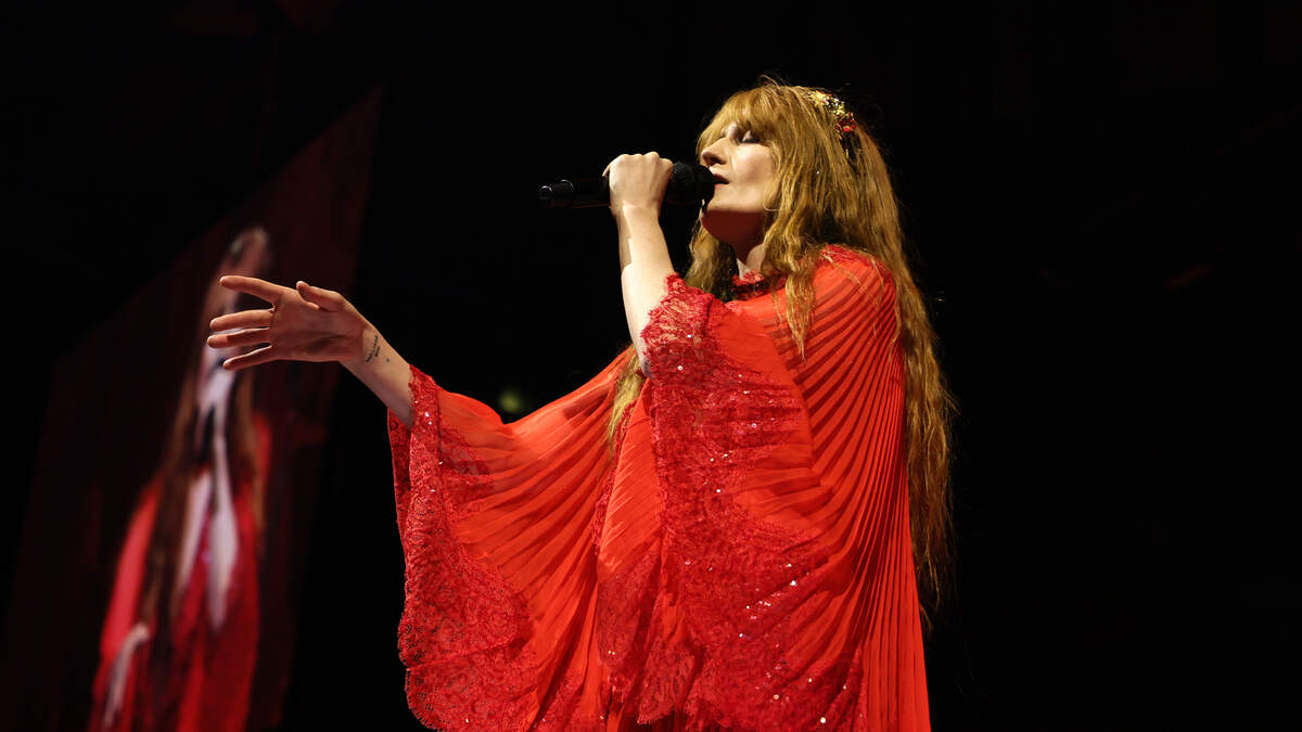 Florence + the Machine Teases New Music While Being A Mermaid | 103.5 ...