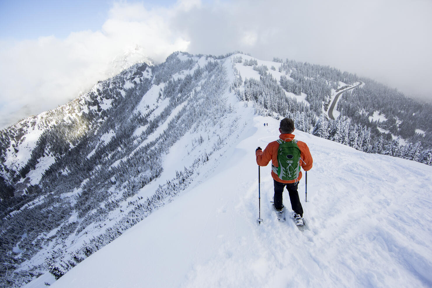 Shoeshoeing at Hurricane Ridge in Olympic National Park, Port Angeles, Washington State, USA