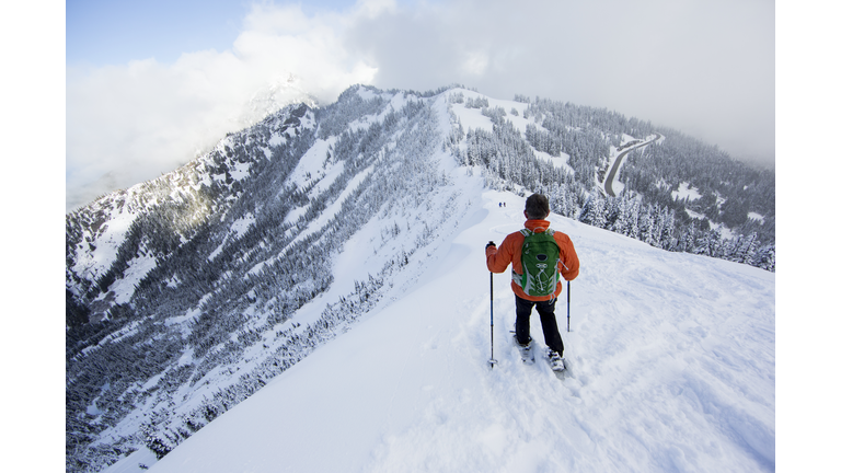 Shoeshoeing at Hurricane Ridge in Olympic National Park, Port Angeles, Washington State, USA