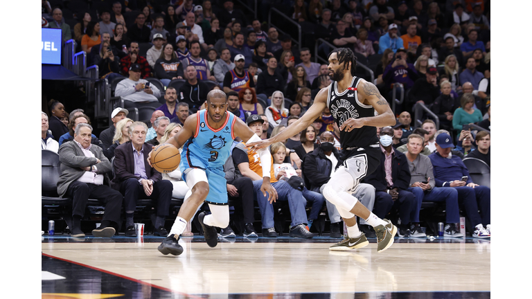 San Antonio Spurs v Phoenix Suns