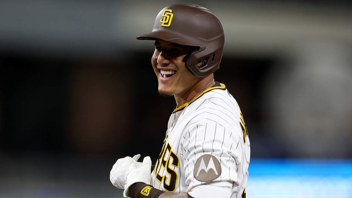 Watch MLB star Manny Machado make a little boy cry 😂🥹 #baseball #maj, manny  machado