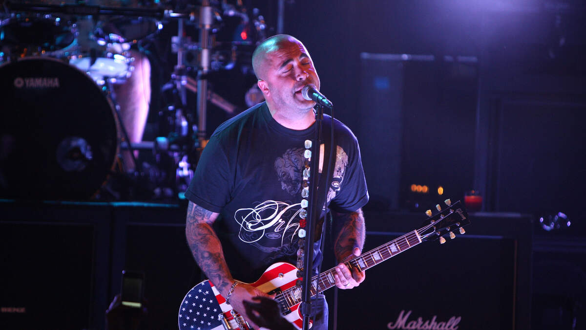 STAIND Announce New Album & Release New Song -- LISTEN! | iHeartRadio ...