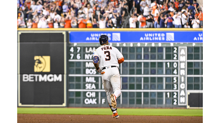 Toronto Blue Jays v Houston Astros