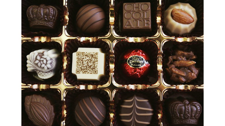 Two-dimentional Code Printed On Chocolate For Mobile Phone Users