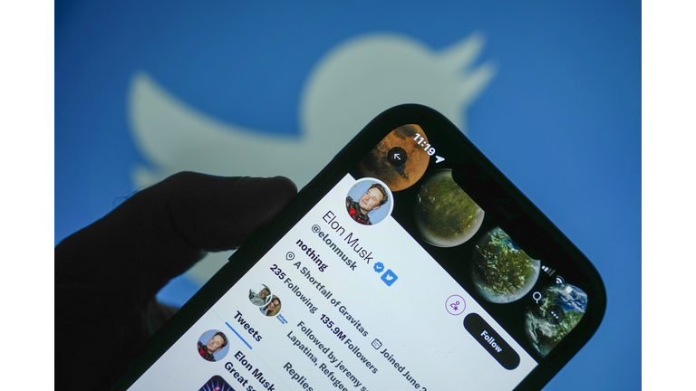 Twitter Removes Large Number Of Blue Verification Checks