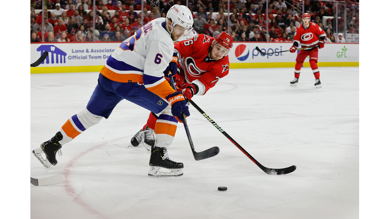 New York Islanders v Carolina Hurricanes - Game Five
