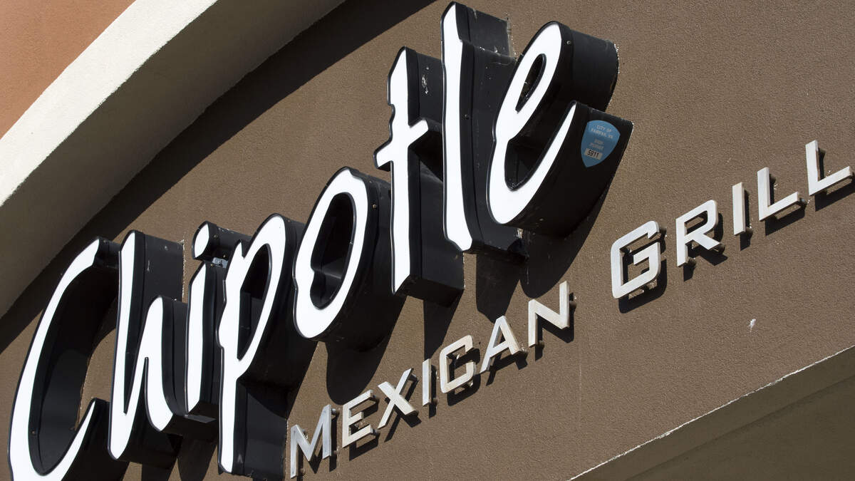 Chipotle Is Giving Away Food To Heathcare Workers For National Nurses