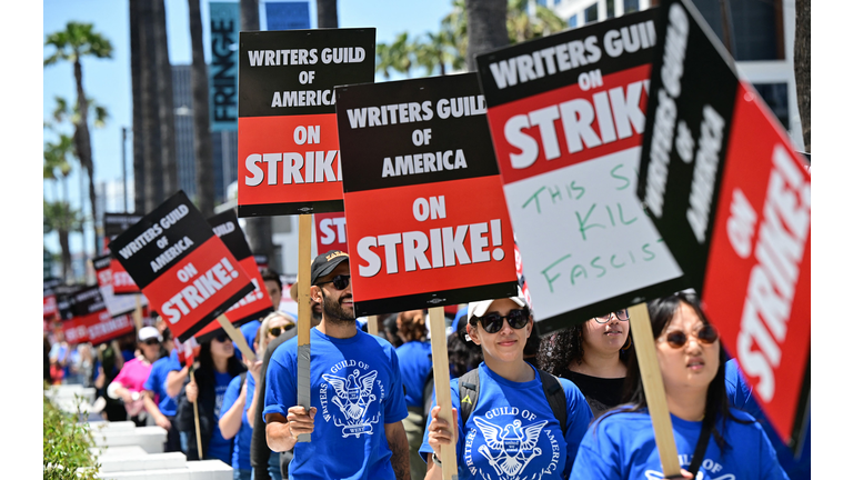 US-ENTERTAINMENT-TELEVISION-FILM-STRIKE