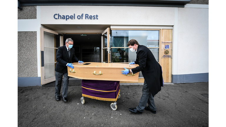 BRITAIN-HEALTH-VIRUS-FUNERAL