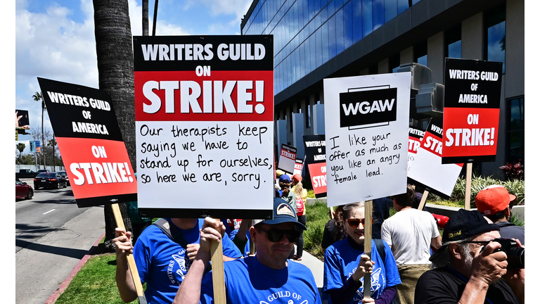 US-ENTERTAINMENYT-TELEVISION-FILM-STRIKE