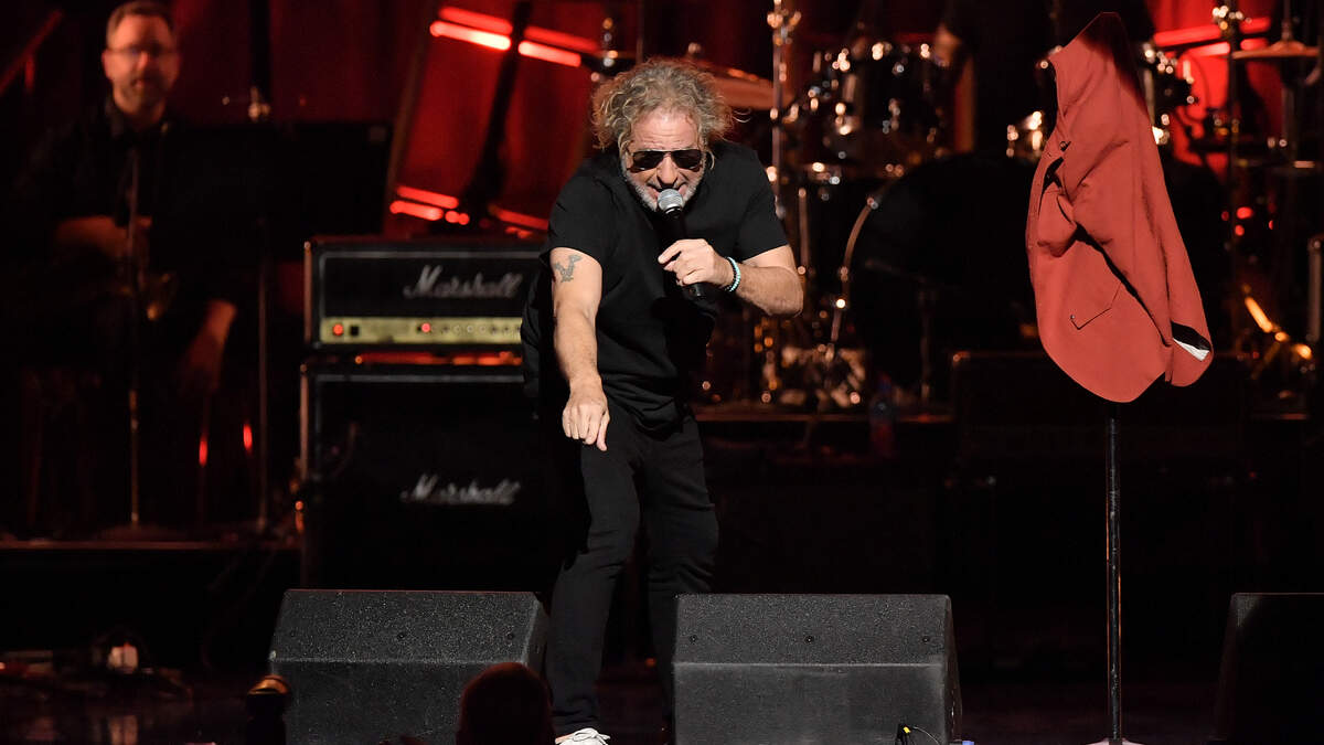 Sammy Hagar Talks About Throwing Up on Stage! Lone Star 92.5 The Bo