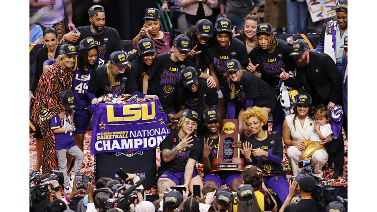 LSU v Iowa