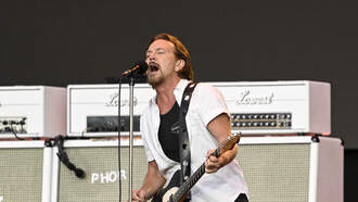 Check Out This Bluegrass Version Of Pearl Jam's "Alive" [VIDEO]