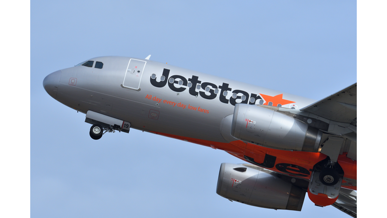 Jetstar Japan Airbus A320-200 (JA19JJ) passenger plane.