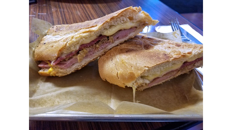 Cuban sandwich