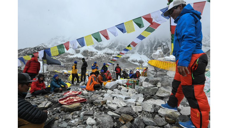 NEPAL-EVEREST-MOUNTAINEERING