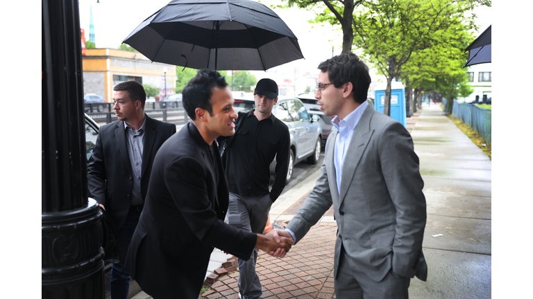 GOP Presidential Candidate Vivek Ramaswamy Campaigns In Chicago