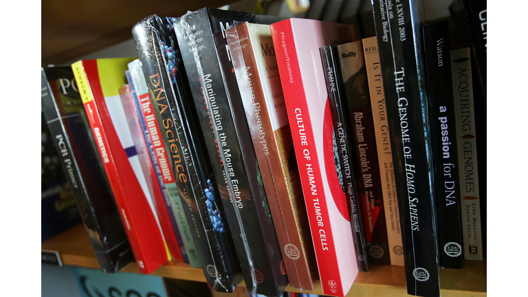 Cost Of University Textbooks Rises To About $900 Per Year