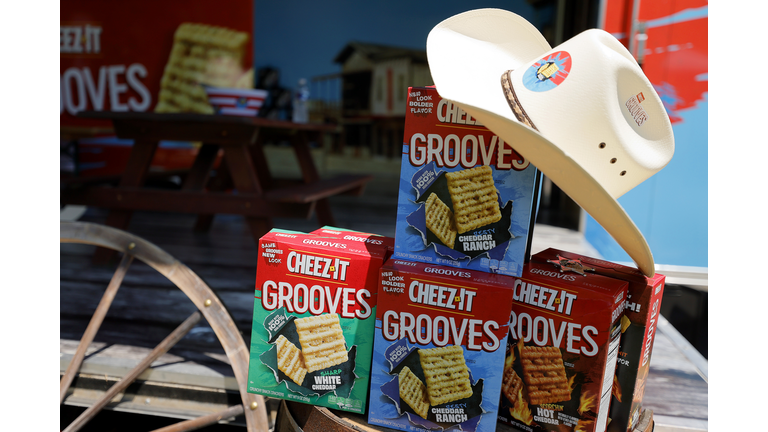 Cheez-It Grooves Spring Break In-A-Box