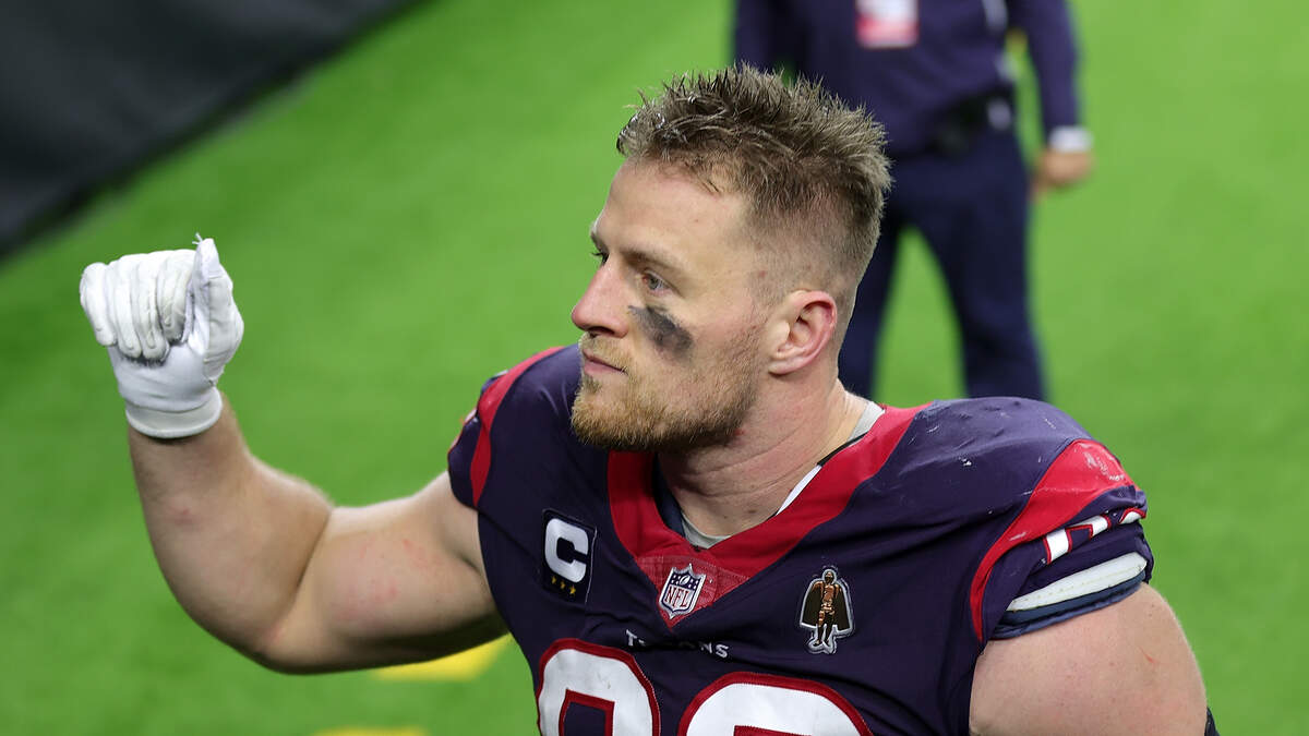 J.J. Watt records 100th career NFL sack