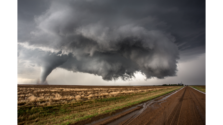 Three simultanious tornadoes
