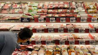 Random Guy stops person from Stealing groceries from Safeway