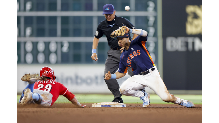 Cincinnati Reds v Houston Astros