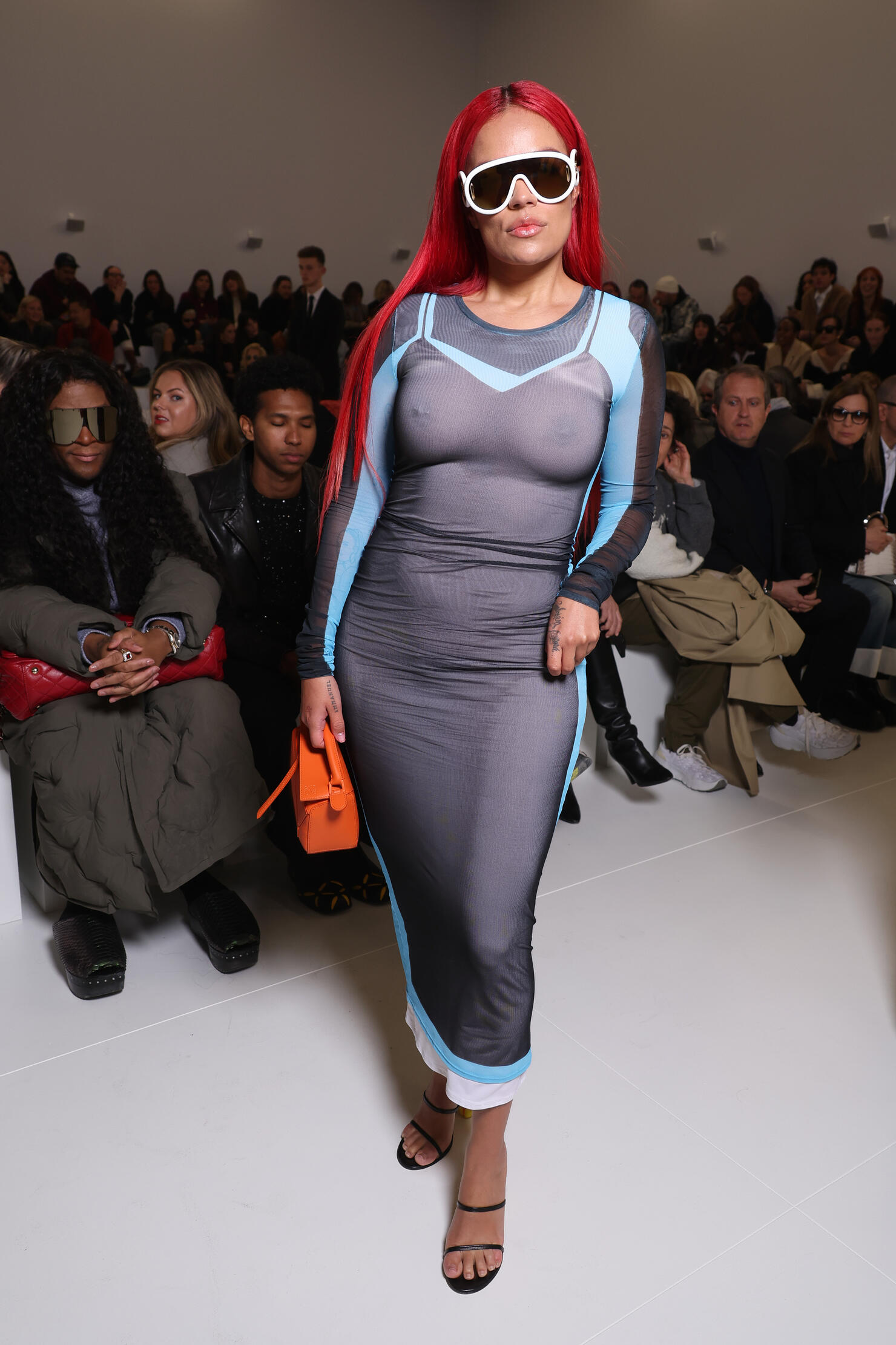 Loewe : Front Row - Paris Fashion Week - Womenswear Fall Winter 2023-2024