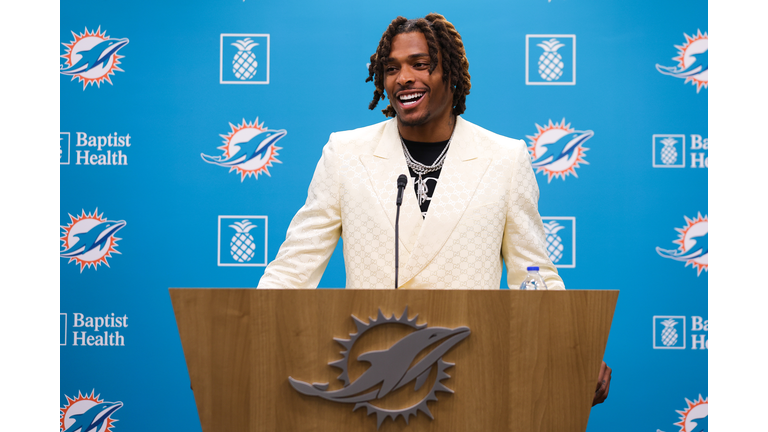 Miami Dolphins Introduce Cornerback Jalen Ramsey