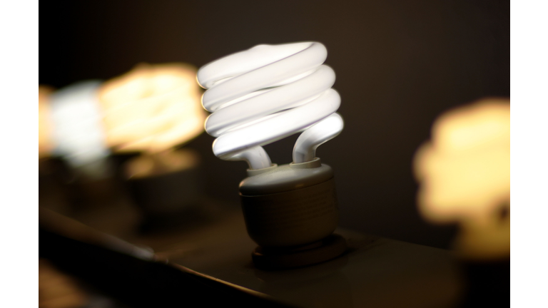 California Lawmaker Considers Bill Banning Conventional Light Bulbs