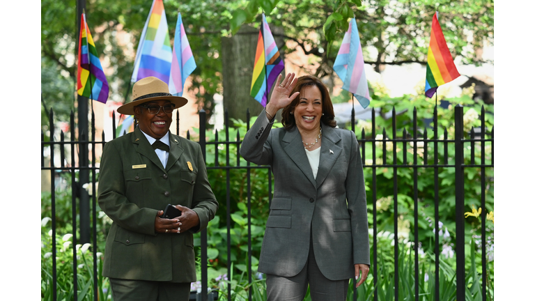 US-POLITICS-HARRIS-LGBTQ