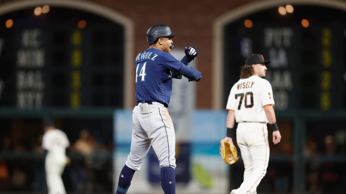 Gilbert's 1st shutout, Ford's 4 hits lead Seattle Mariners past SF 6-0 -  Seattle Sports