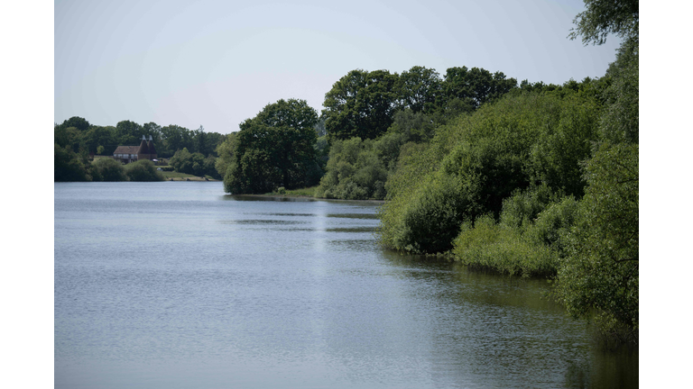 BRITAIN-ENVIRONMENT-CLIMATE-WATER