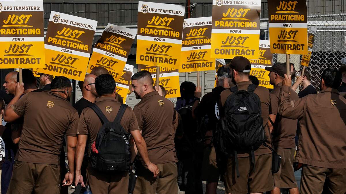 UPS Strike Just Practicing For Now As Deadline Looms News Radio 920