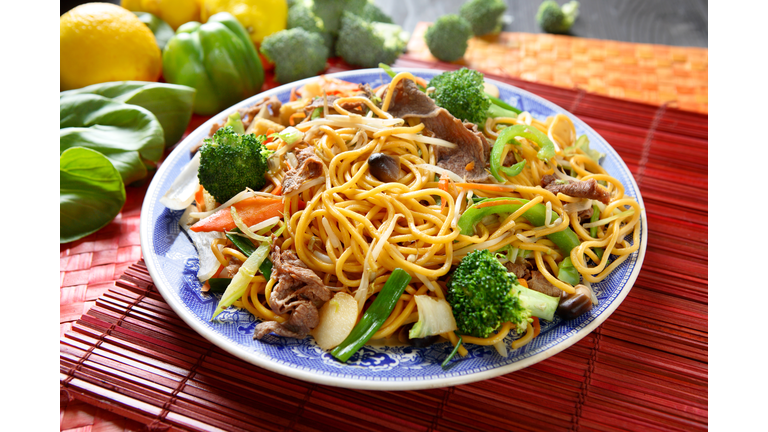 Beef broccoli Chow Mein