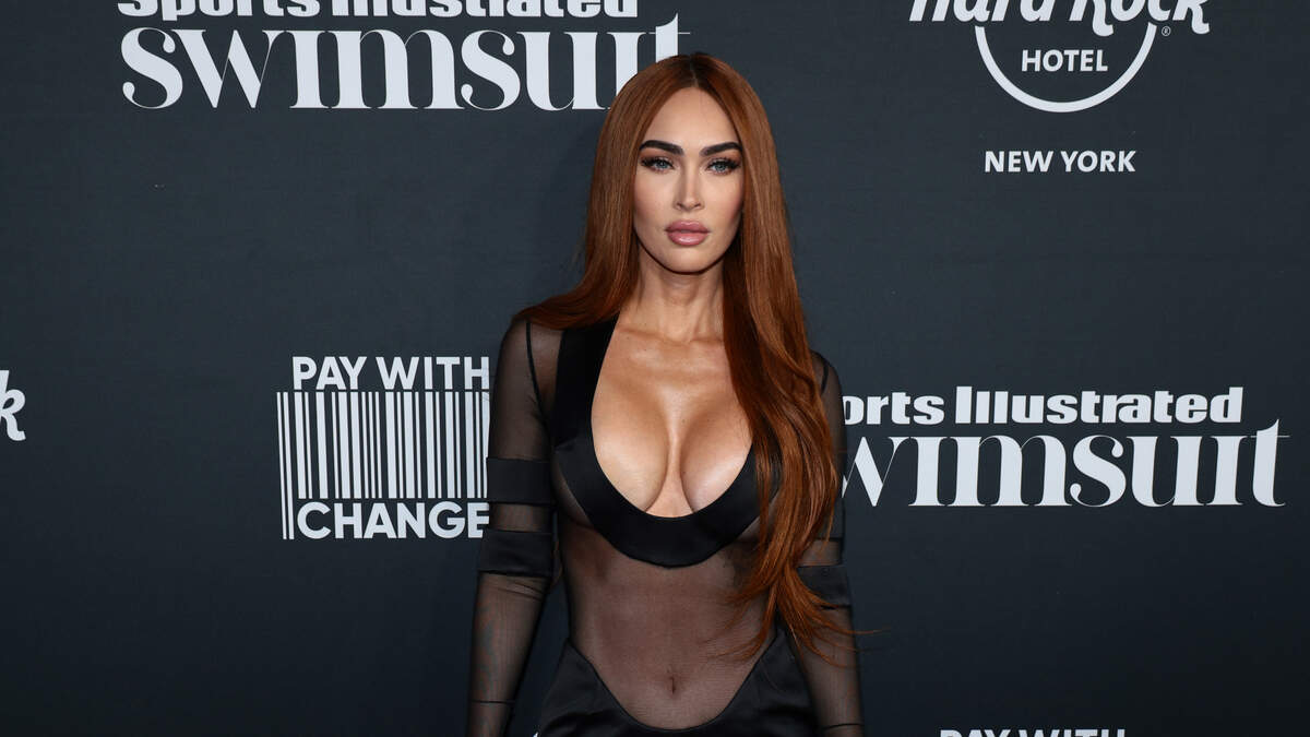 Megan Fox Gets Slammed Into Barrier During Night Out At Fair W/ MGK